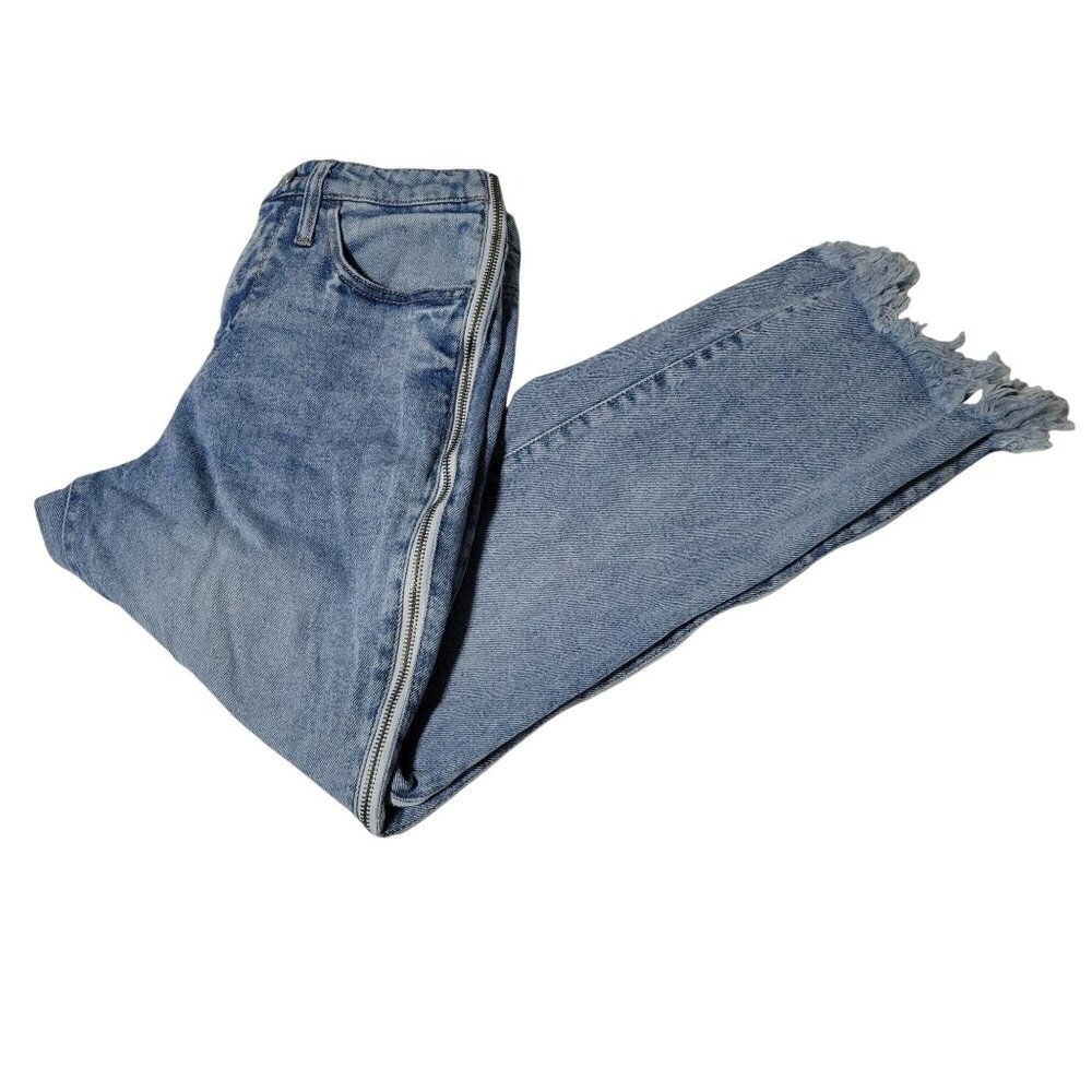 Wild Fable High Rise Ankle Jeans Womens Size 2 Light Wash Raw Hems Zipper Legs